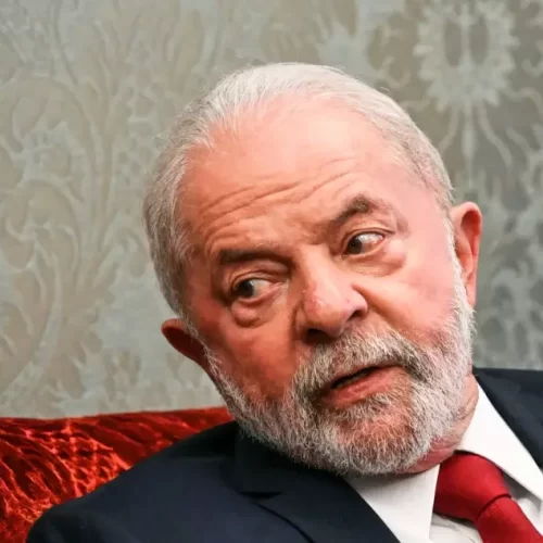 Lula sanciona Lei que prorroga prazo para mães e pais concluírem cursos acadêmicos