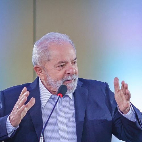 Lula afirma que sancionará projeto que libera jogos de azar