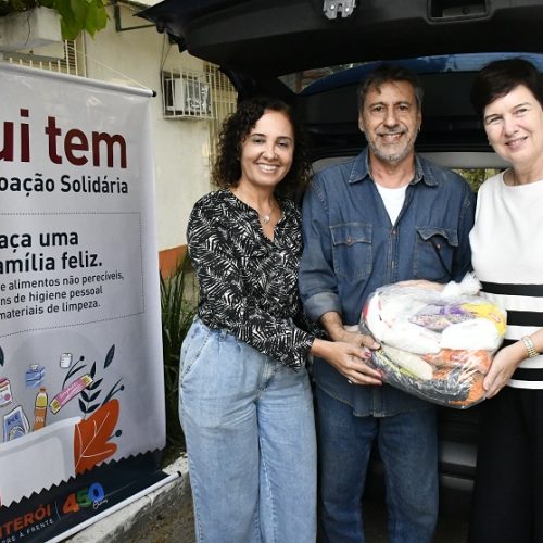 Niterói Solidária distribui 4 toneladas de doações arrecadadas no show do grupo Sorriso Maroto